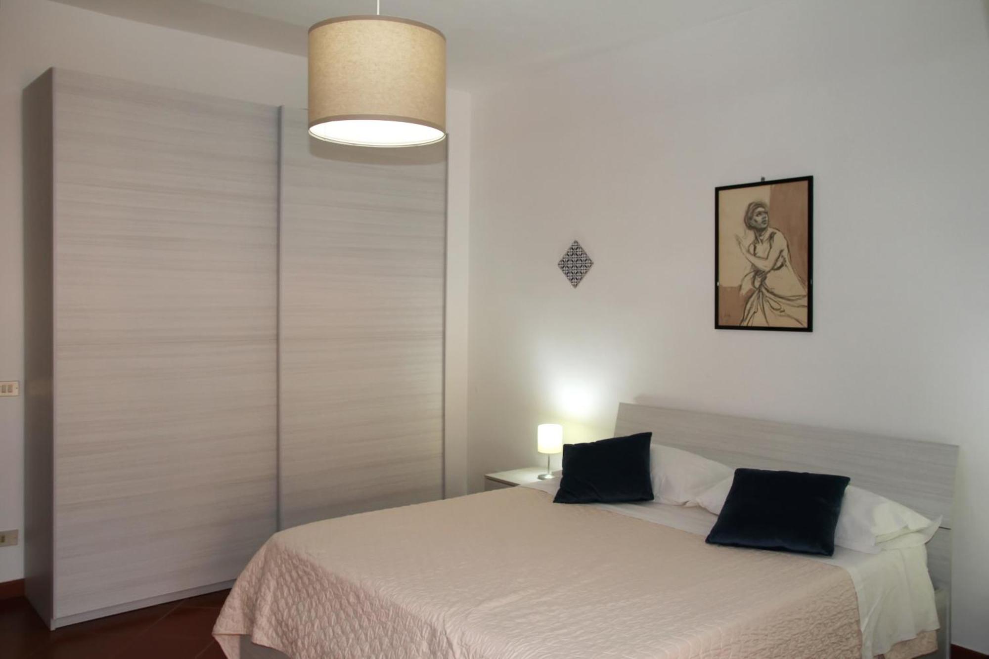 Attico Vista Mare Con Terrazza E Spa Riscaldata Santo Stefano di Camastra Ngoại thất bức ảnh