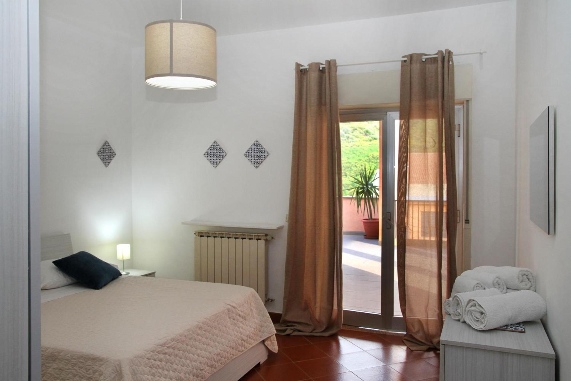 Attico Vista Mare Con Terrazza E Spa Riscaldata Santo Stefano di Camastra Ngoại thất bức ảnh