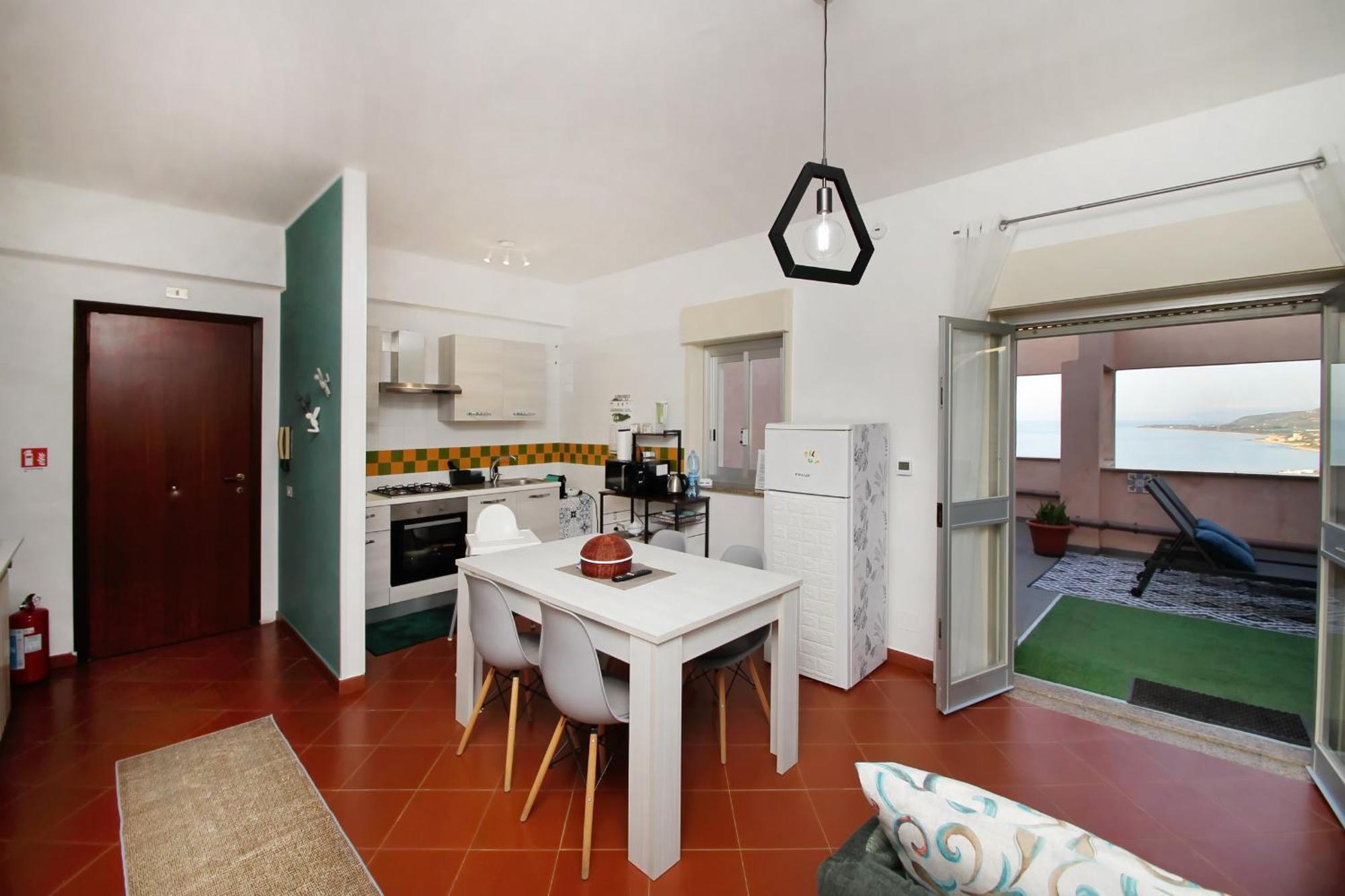 Attico Vista Mare Con Terrazza E Spa Riscaldata Santo Stefano di Camastra Ngoại thất bức ảnh